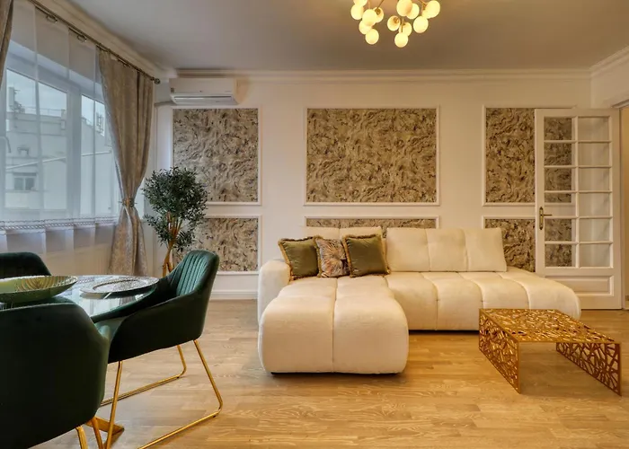 Apartment Neo-classic Design Near Downtown *