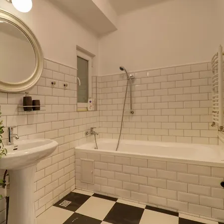 Neo-classic Design Near Downtown Apartamento *