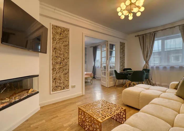 Neo-classic Design Near Downtown Bucureşti