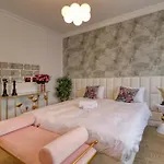 Apartment Neo-classic Design Near Downtown Bucharest